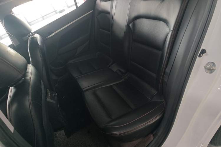 Used Hyundai Elantra (6th Generation / Lingdong) 2016 1.6L Manual ZhiXuan·Youth Edition Left Rear Seat