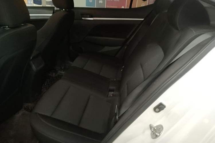 Used Hyundai Elantra (6th Generation / Lingdong) 2016 1.6L Automatic ZhiXuan – Elite Version Left Rear Seat