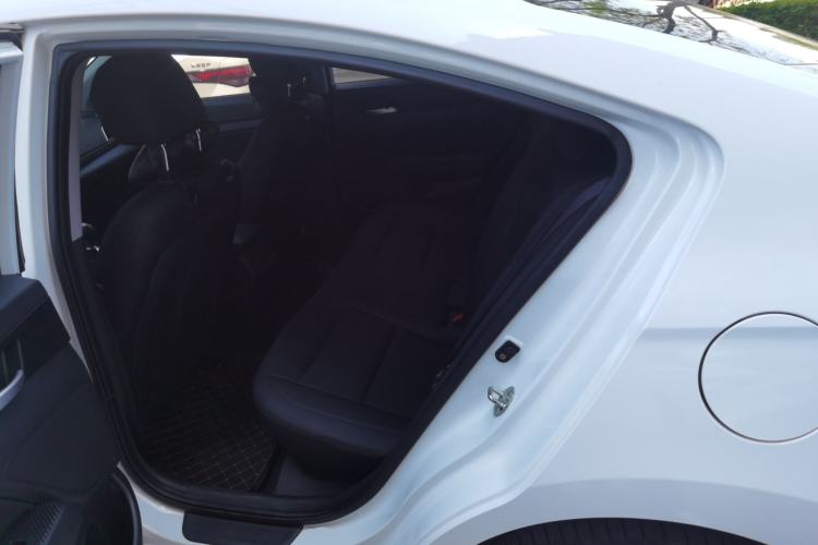 Used Hyundai Elantra (6th Generation / Lingdong) 2016 1.6L Manual ZhiXuan·Youth Edition Left Rear Seat