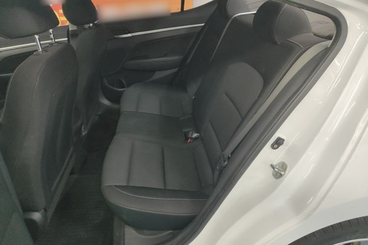 Used Hyundai Elantra (6th Generation / Lingdong) 2016 1.6L Automatic ZhiXuan – Elite Version Left Rear Seat