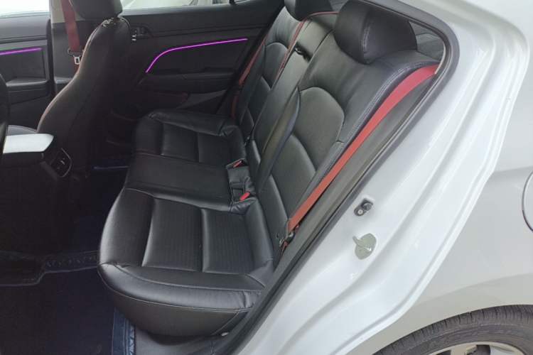 Used Hyundai Elantra (6th Generation / Lingdong) 2016 1.4T Dual-Clutch Xuan Dong·Elite Version Left Rear Seat