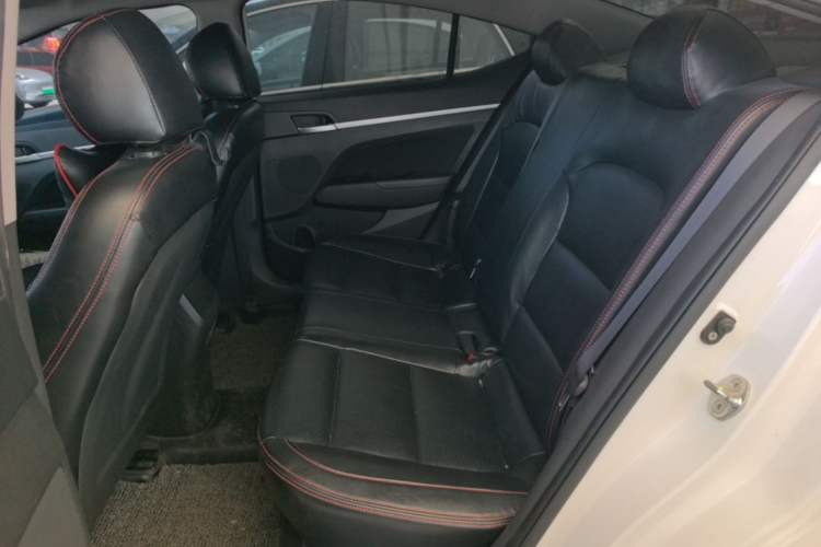 Used Hyundai Elantra (6th Generation / Lingdong) 2016 1.6L Automatic ZhiXuan – Elite Version Left Rear Seat