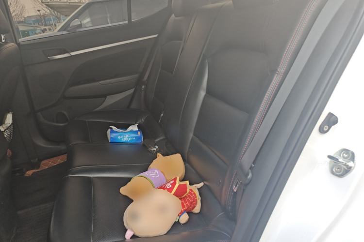 Used Hyundai Elantra (6th Generation / Lingdong) 2016 1.6L Automatic ZhiXuan – Elite Version Left Rear Seat