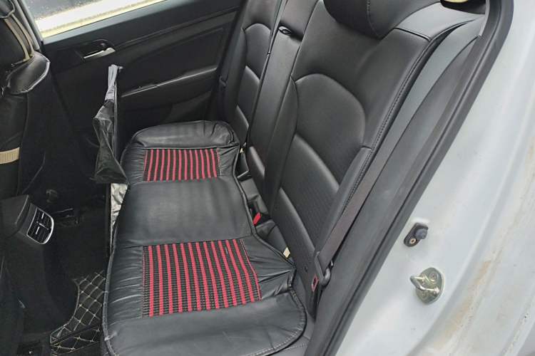 Used Hyundai Elantra (6th Generation / Lingdong) 2016 1.6L Automatic ZhiXuan · Luxury Version Left Rear Seat