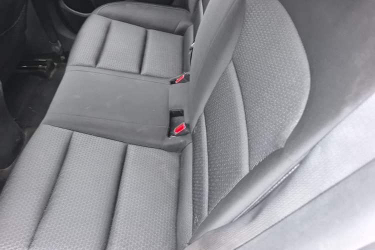 Used Hyundai Elantra (6th Generation / Lingdong) 2016 1.6L Manual ZhiXuan · Dynamic Model Left Rear Seat