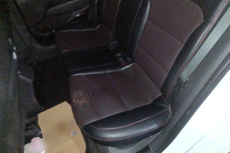 Used Hyundai Elantra (6th Generation / Lingdong) 2016 1.6L Automatic ZhiXuan – Elite Version Left Rear Seat