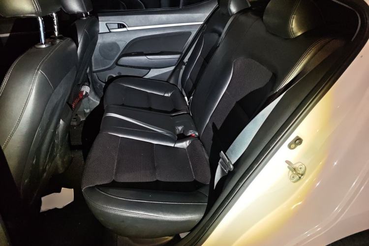 Used Hyundai Elantra (6th Generation / Lingdong) 2016 1.6L Automatic ZhiXuan – Elite Version Left Rear Seat