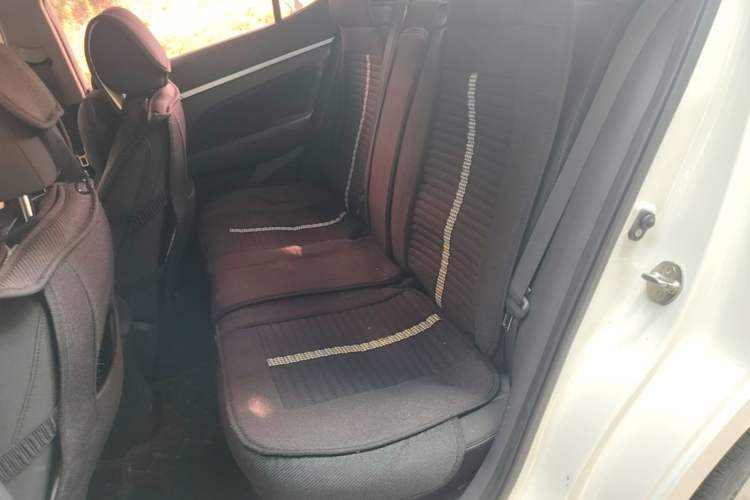 Used Hyundai Elantra (6th Generation / Lingdong) 2016 1.6L Automatic ZhiXuan – Elite Version Left Rear Seat