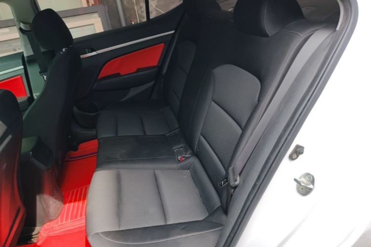 Used Hyundai Elantra (6th Generation / Lingdong) 2016 1.6L Automatic ZhiXuan – Elite Version Left Rear Seat