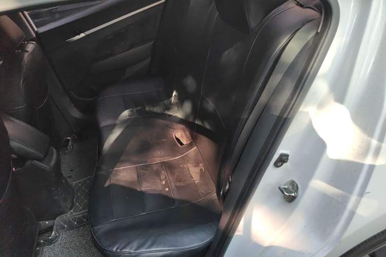 Used Hyundai Elantra (6th Generation / Lingdong) 2016 1.6L Automatic ZhiXuan – Elite Version Left Rear Seat