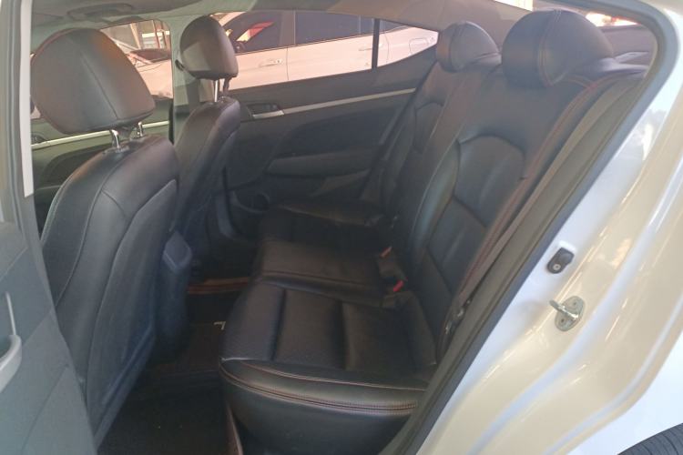 Used Hyundai Elantra (6th Generation / Lingdong) 2016 1.6L Automatic ZhiXuan – Elite Version Left Rear Seat