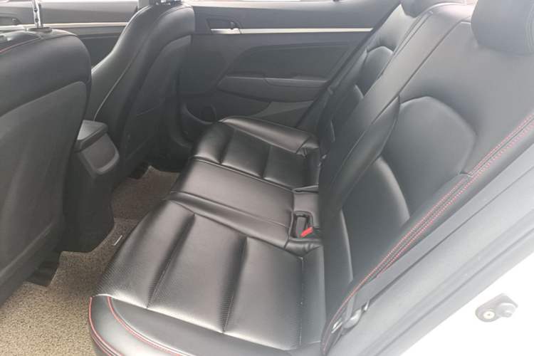 Used Hyundai Elantra (6th Generation / Lingdong) 2016 1.6L Automatic ZhiXuan – Elite Version Left Rear Seat
