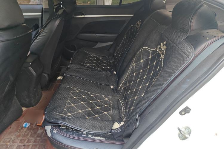 Used Hyundai Elantra (6th Generation / Lingdong) 2016 1.6L Automatic ZhiXuan – Elite Version Left Rear Seat