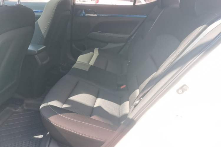Used Hyundai Elantra (6th Generation / Lingdong) 2016 1.6L Automatic ZhiXuan – Elite Version Left Rear Seat