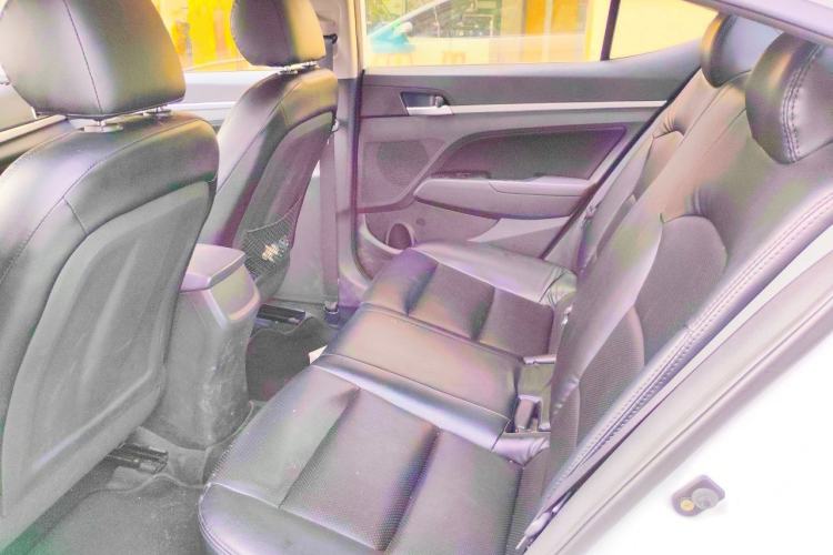 Used Hyundai Elantra (6th Generation / Lingdong) 2016 1.6L Automatic ZhiXuan – Elite Version Left Rear Seat