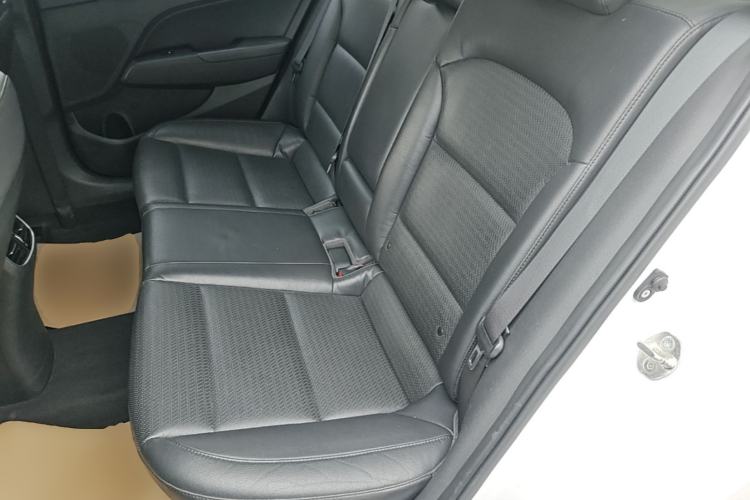 Used Hyundai Elantra (6th Generation / Lingdong) 2016 1.6L Automatic ZhiXuan · Luxury Version Left Rear Seat