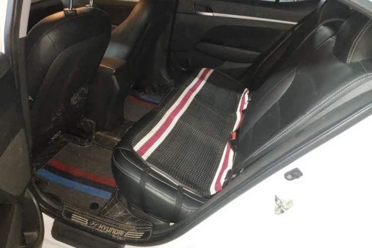 Used Hyundai Elantra (6th Generation / Lingdong) 2016 1.6L Automatic ZhiXuan – Elite Version Left Rear Seat