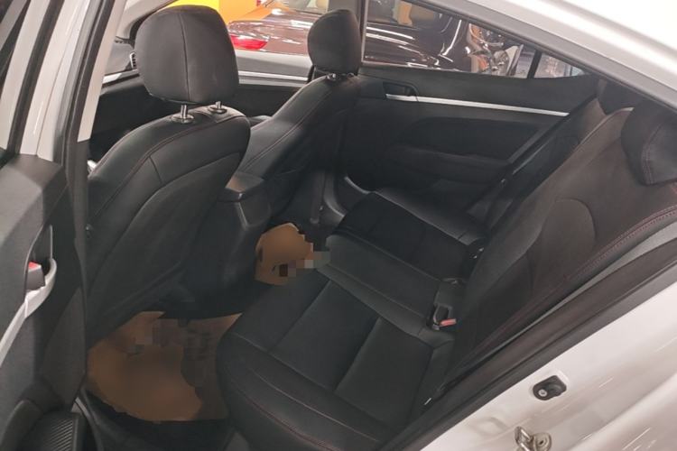 Used Hyundai Elantra (6th Generation / Lingdong) 2016 1.6L Automatic ZhiXuan – Elite Version Left Rear Seat