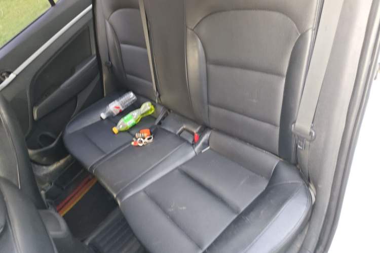 Used Hyundai Elantra (6th Generation / Lingdong) 2016 1.6L Automatic ZhiXuan – Elite Version Left Rear Seat