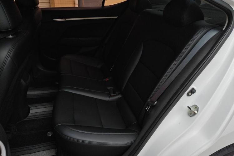 Used Hyundai Elantra (6th Generation / Lingdong) 2016 1.6L Automatic ZhiXuan – Elite Version Left Rear Seat