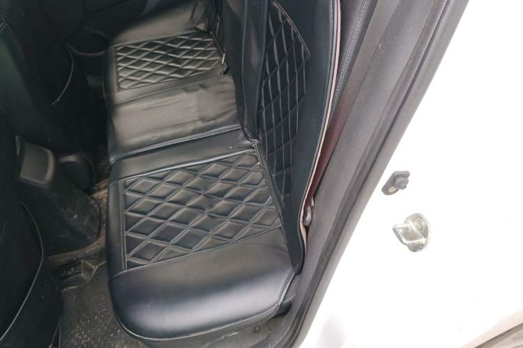 Used Hyundai Elantra (6th Generation / Lingdong) 2016 1.6L Automatic ZhiXuan – Elite Version Left Rear Seat