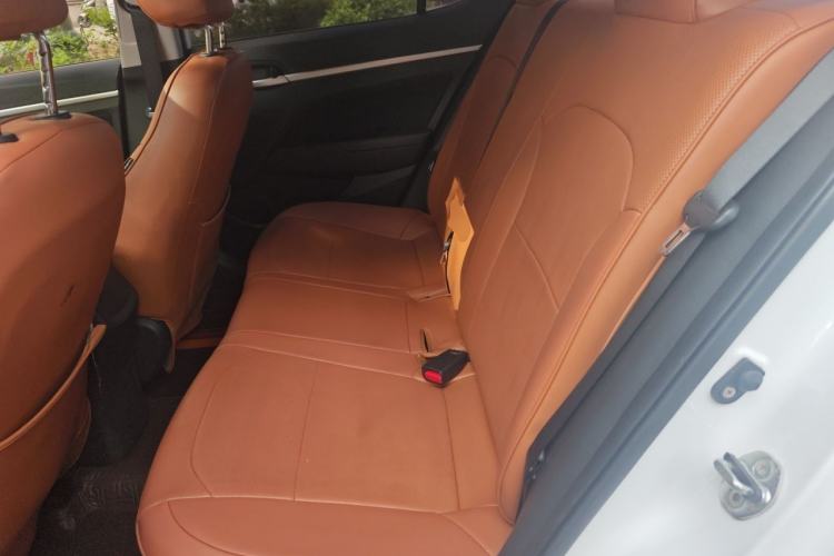 Used Hyundai Elantra (6th Generation / Lingdong) 2016 1.6L Automatic ZhiXuan – Elite Version Left Rear Seat