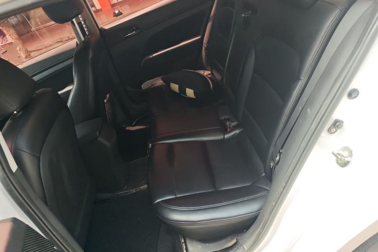 Used Hyundai Elantra (6th Generation / Lingdong) 2016 1.4T Dual-Clutch Xuan Dong · Dynamic Version Left Rear Seat