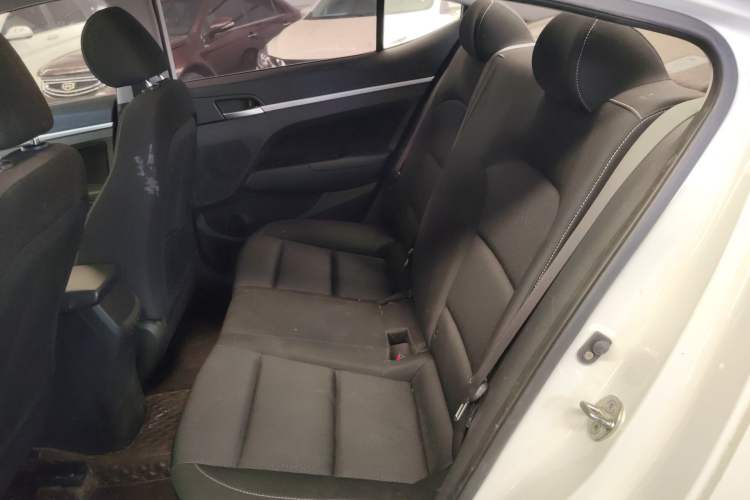 Used Hyundai Elantra (6th Generation / Lingdong) 2016 1.6L Automatic ZhiXuan – Elite Version Left Rear Seat