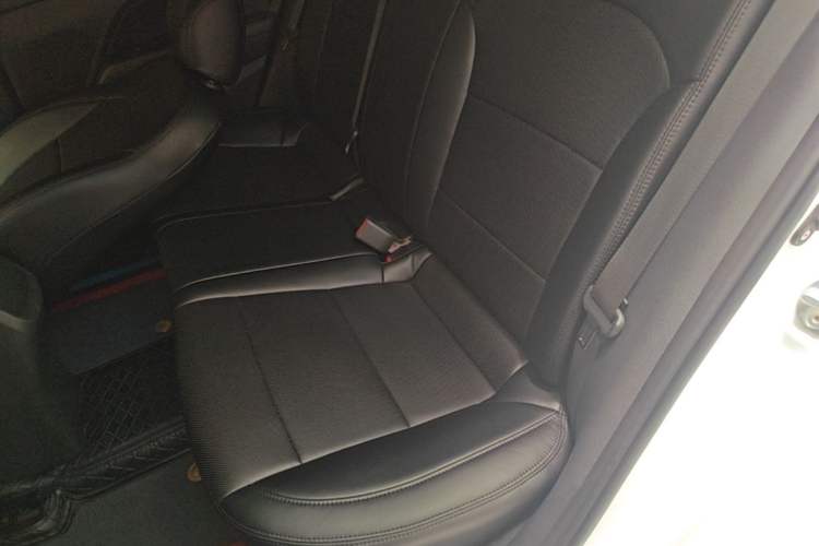 Used Hyundai Elantra (6th Generation / Lingdong) 2016 1.6L Automatic ZhiXuan – Elite Version Left Rear Seat