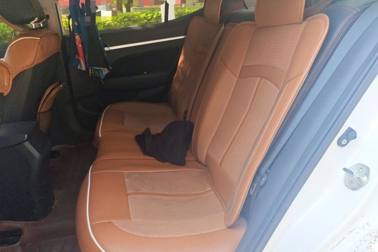 Used Hyundai Elantra (6th Generation / Lingdong) 2016 1.6L Automatic ZhiXuan – Elite Version Left Rear Seat