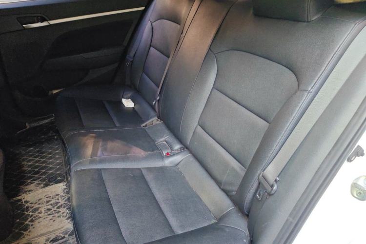 Used Hyundai Elantra (6th Generation / Lingdong) 2016 1.6L Automatic ZhiXuan – Elite Version Left Rear Seat