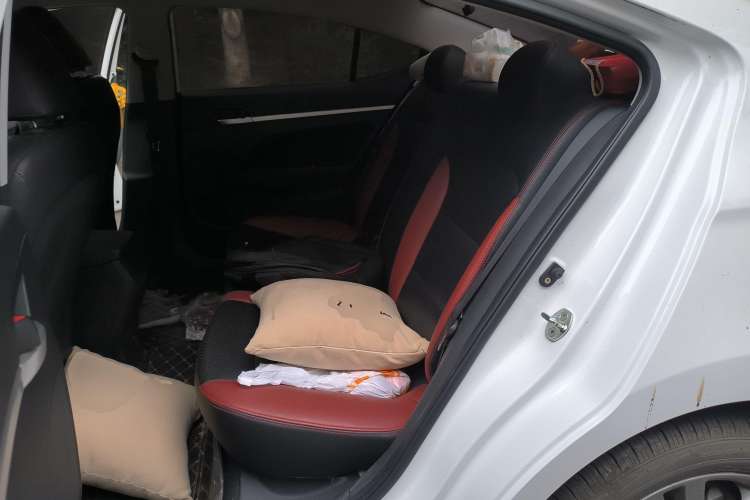 Used Hyundai Elantra (6th Generation / Lingdong) 2016 1.6L Manual ZhiXuan · Dynamic Model Left Rear Seat