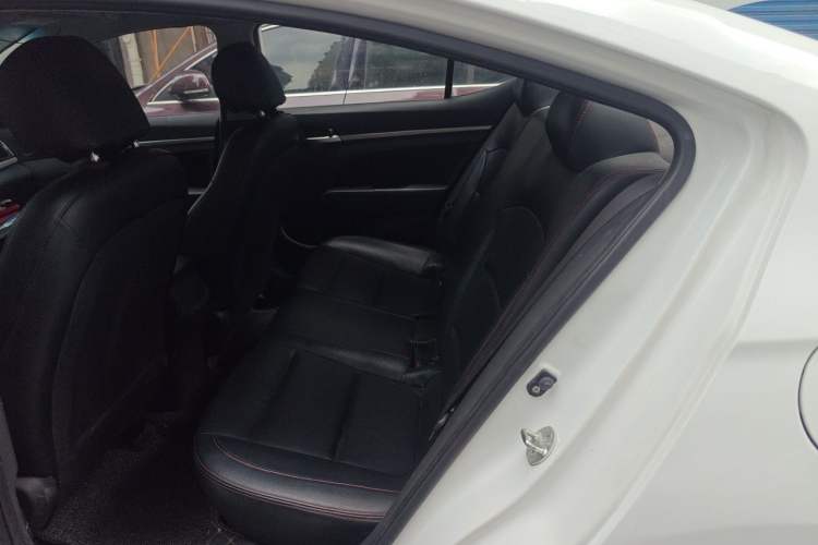Used Hyundai Elantra (6th Generation / Lingdong) 2016 1.6L Automatic ZhiXuan – Elite Version Left Rear Seat