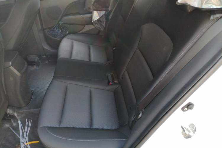 Used Hyundai Elantra (6th Generation / Lingdong) 2016 1.6L Automatic ZhiXuan – Elite Version Left Rear Seat