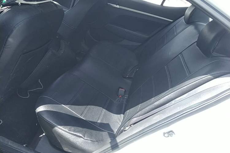 Used Hyundai Elantra (6th Generation / Lingdong) 2016 1.6L Automatic ZhiXuan – Elite Version Left Rear Seat