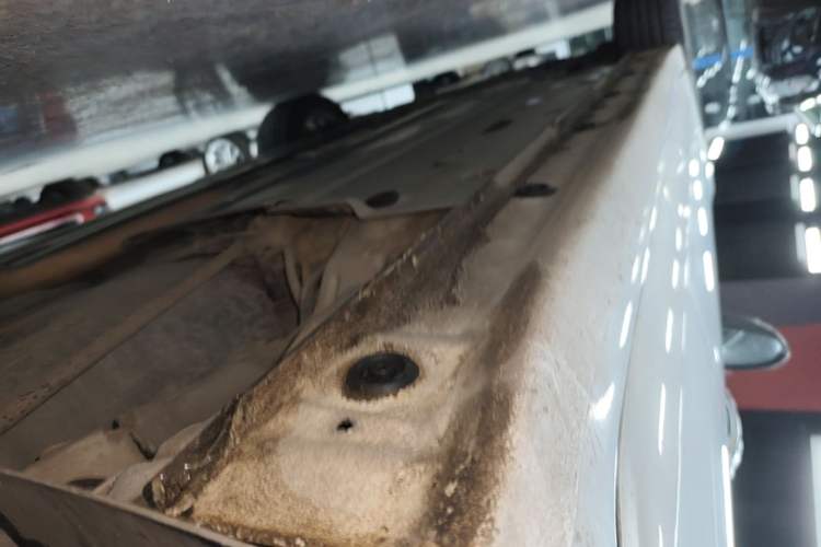 Used Hyundai Elantra (6th Generation / Lingdong) 2016 1.6L Automatic ZhiXuan – Elite Version Left Side Sill
