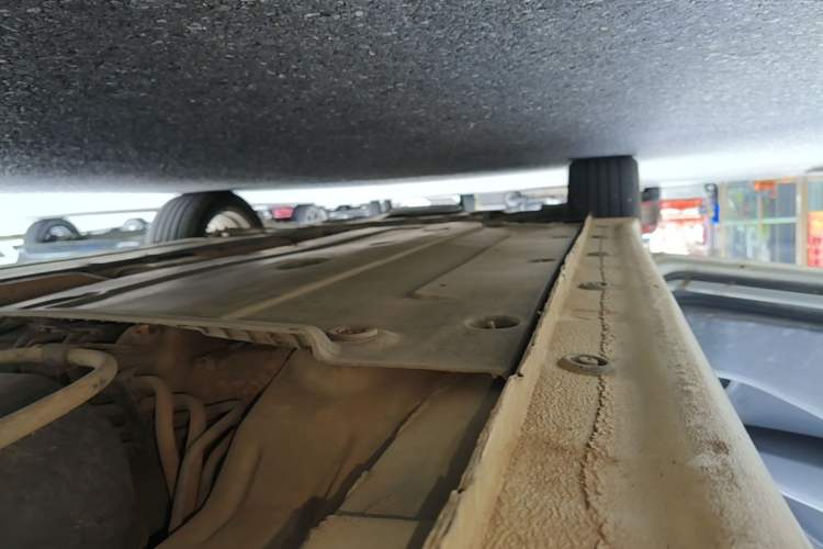 Used Hyundai Elantra (6th Generation / Lingdong) 2016 1.6L Automatic ZhiXuan – Elite Version Left Side Sill