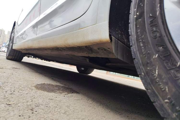 Used Hyundai Elantra (6th Generation / Lingdong) 2016 1.6L Automatic ZhiXuan – Elite Version Left Side Sill