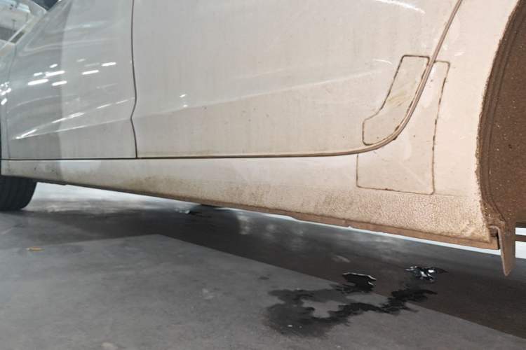 Used Hyundai Elantra (6th Generation / Lingdong) 2016 1.6L Automatic ZhiXuan – Elite Version Left Side Sill