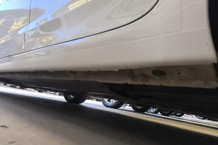 Used Hyundai Elantra (6th Generation / Lingdong) 2016 1.6L Automatic ZhiXuan – Elite Version Left Side Sill