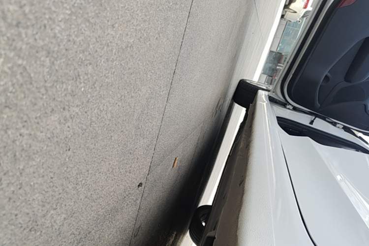 Used Hyundai Elantra (6th Generation / Lingdong) 2016 1.6L Automatic ZhiXuan – Elite Version Left Side Sill