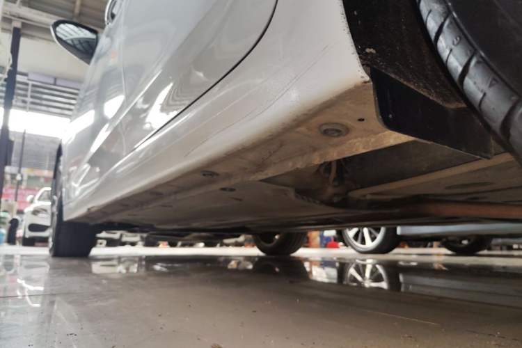 Used Hyundai Elantra (6th Generation / Lingdong) 2016 1.6L Automatic ZhiXuan – Elite Version Left Side Sill