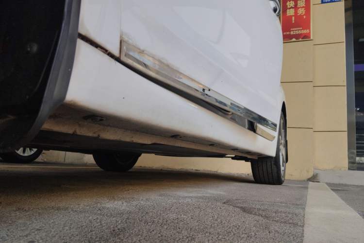 Used Hyundai Elantra (6th Generation / Lingdong) 2016 1.6L Automatic ZhiXuan – Elite Version Left Side Sill