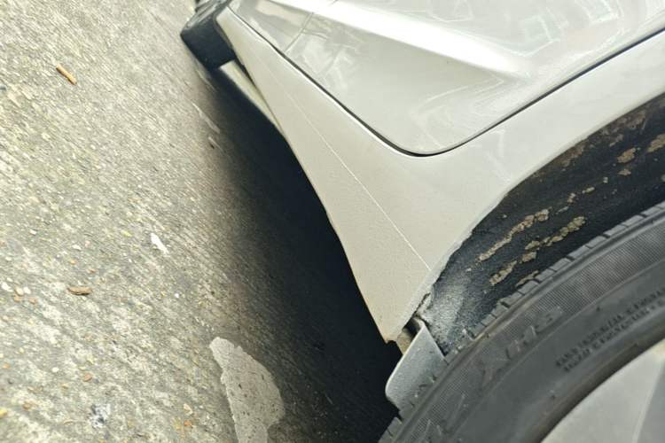 Used Hyundai Elantra (6th Generation / Lingdong) 2016 1.6L Automatic ZhiXuan – Elite Version Left Side Sill