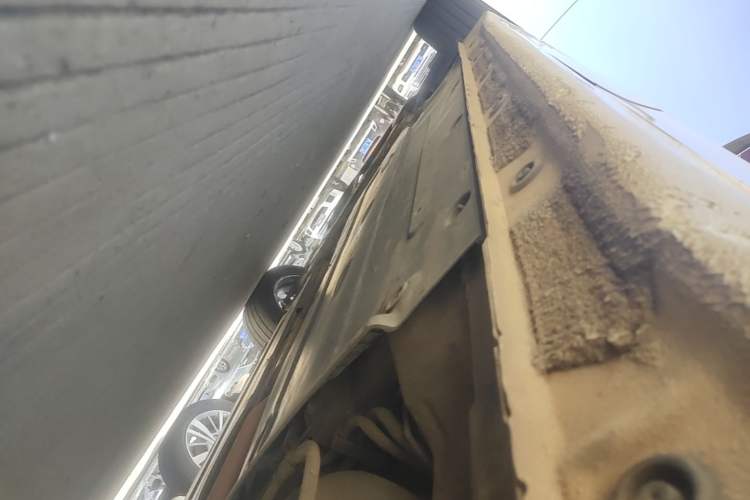 Used Hyundai Elantra (6th Generation / Lingdong) 2016 1.6L Automatic ZhiXuan – Elite Version Left Side Sill