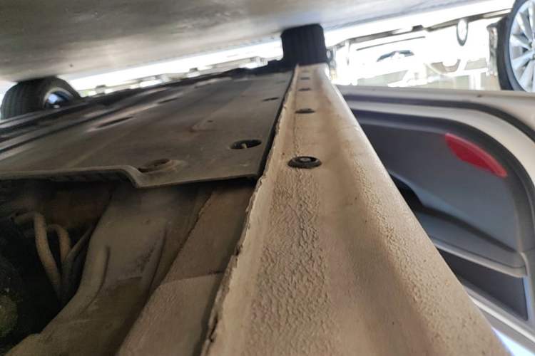 Used Hyundai Elantra (6th Generation / Lingdong) 2016 1.6L Automatic ZhiXuan – Elite Version Left Side Sill