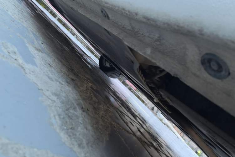 Used Hyundai Elantra (6th Generation / Lingdong) 2016 1.6L Automatic ZhiXuan – Elite Version Left Side Sill