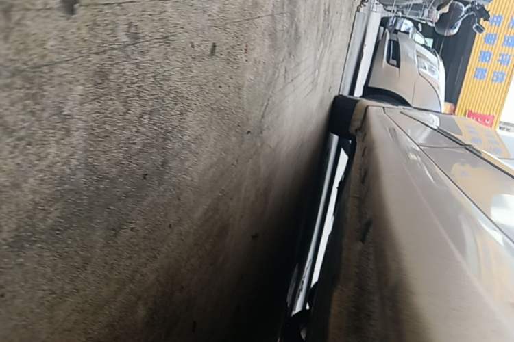 Used Hyundai Elantra (6th Generation / Lingdong) 2016 1.6L Automatic ZhiXuan – Elite Version Left Side Sill