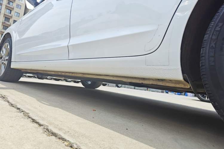 Used Hyundai Elantra (6th Generation / Lingdong) 2016 1.6L Automatic ZhiXuan – Elite Version Left Side Sill