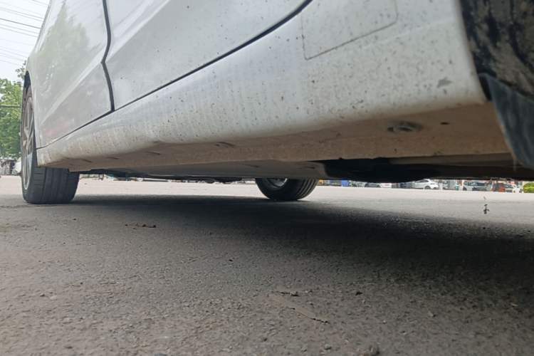 Used Hyundai Elantra (6th Generation / Lingdong) 2016 1.6L Automatic ZhiXuan – Elite Version Left Side Sill
